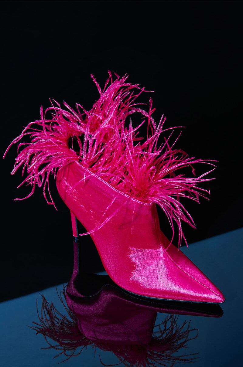 AZALEA WANG KAYLYNN FEATHER BOOTIE IN FUCHSIA