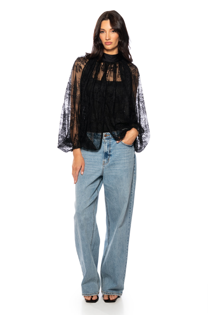 CHEYENNE EXPOSED BACK FLORAL BLOUSE