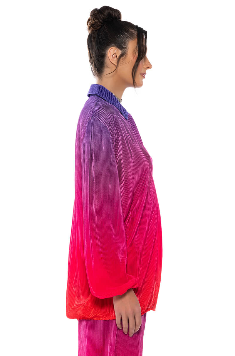 DAY TO NIGHT PLEATED SATIN BUTTON DOWN